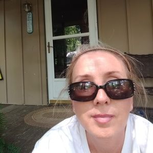 Meet your Posher, Bonny